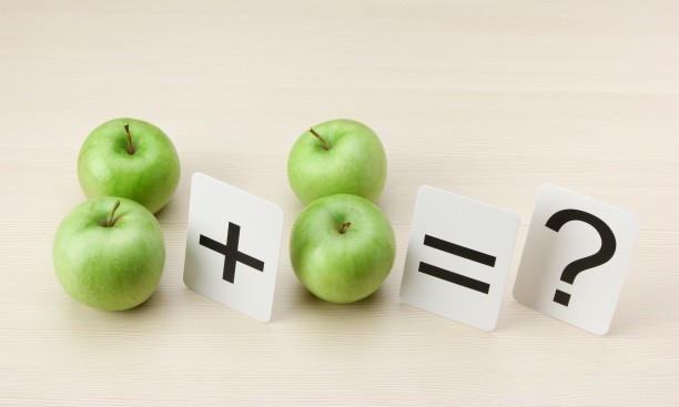 Matematik. 2 æbler + 2 æbler = ?